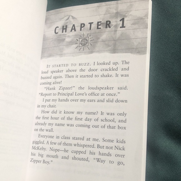 Book- Hank Zipzer, the World's Greatest Underachiever Niagara Falls, or Does It? - Picture 13 of 16